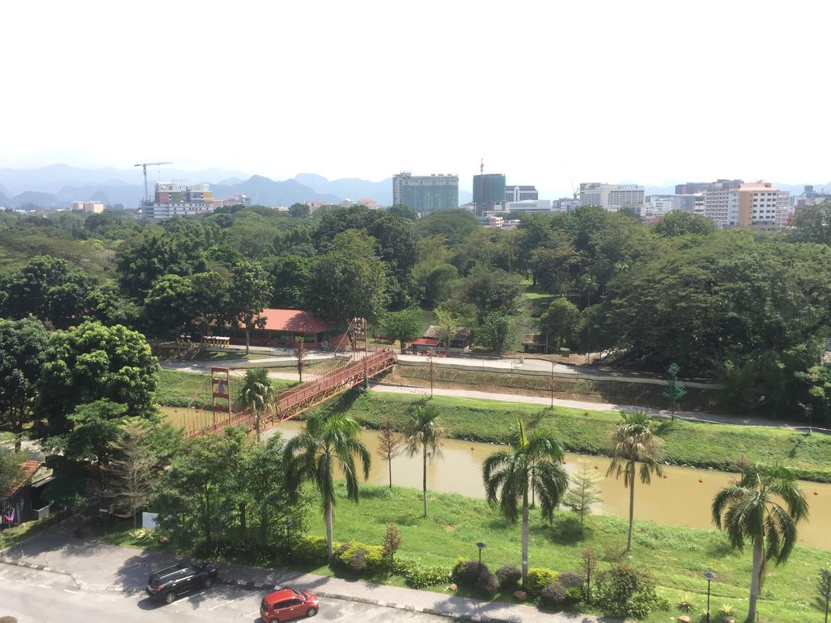 Kinta Riverfront Hotel & Suites Ipoh Exterior foto
